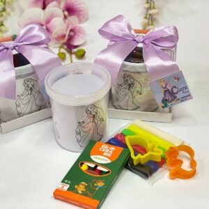 Kit Caneca de Colorir com Massinha e Giz
