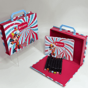 Kit de Arte Bobbie Goods : Maleta, Caderno e 6 Canetinhas