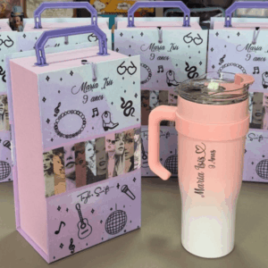Kit Caixa Cartonada com Garrafa Térmica Personalizada